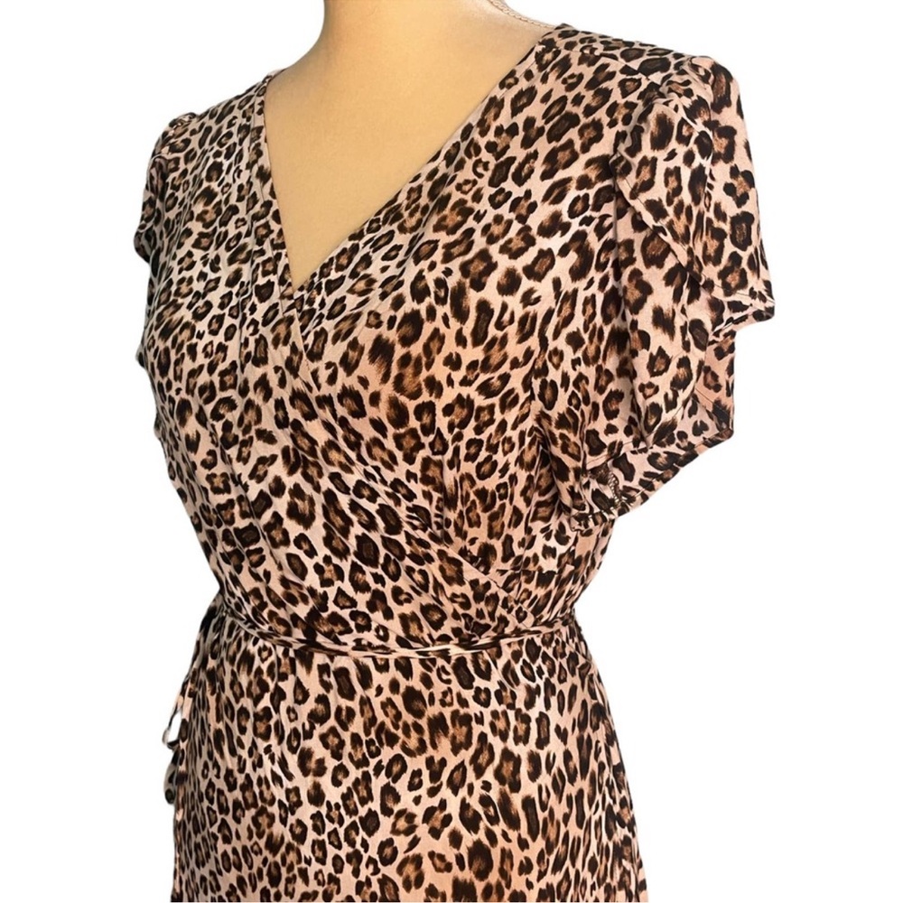NWT Velvet by G&S Leopard Wrap Dress